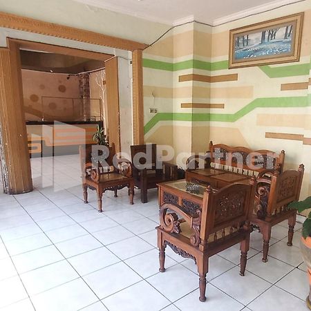 Hotel Palem 2 Syariah Malang Redpartner Eksteriør billede