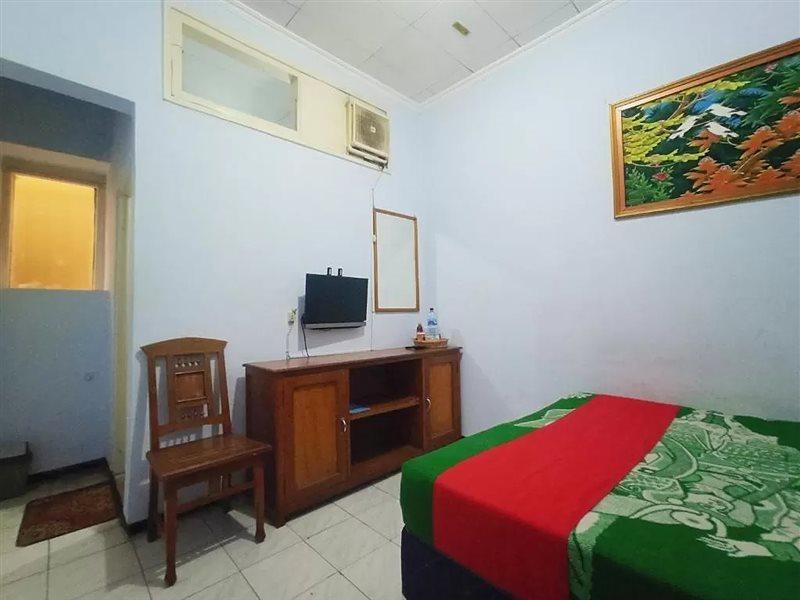 Hotel Palem 2 Syariah Malang Redpartner Eksteriør billede