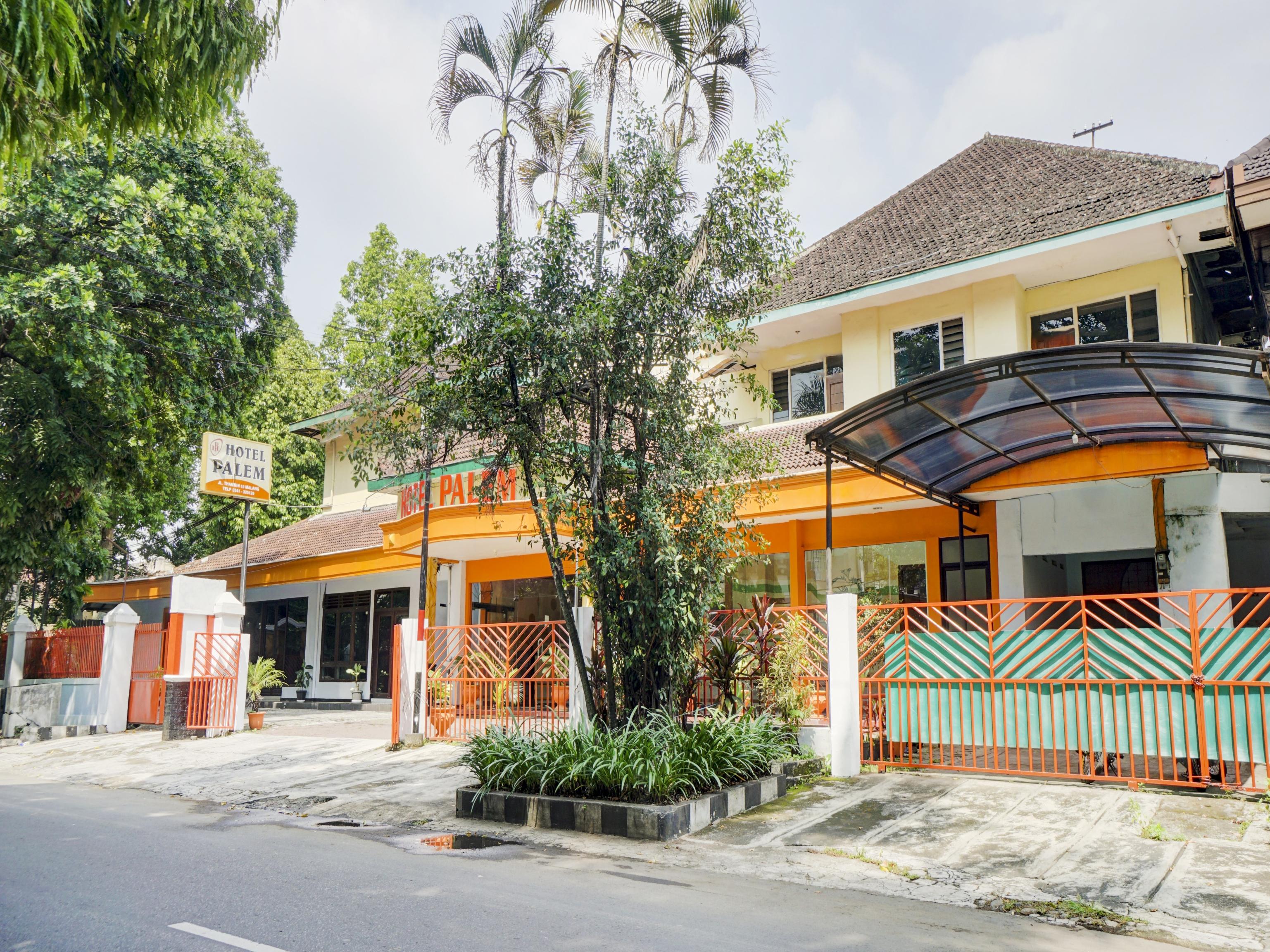 Hotel Palem 2 Syariah Malang Redpartner Eksteriør billede