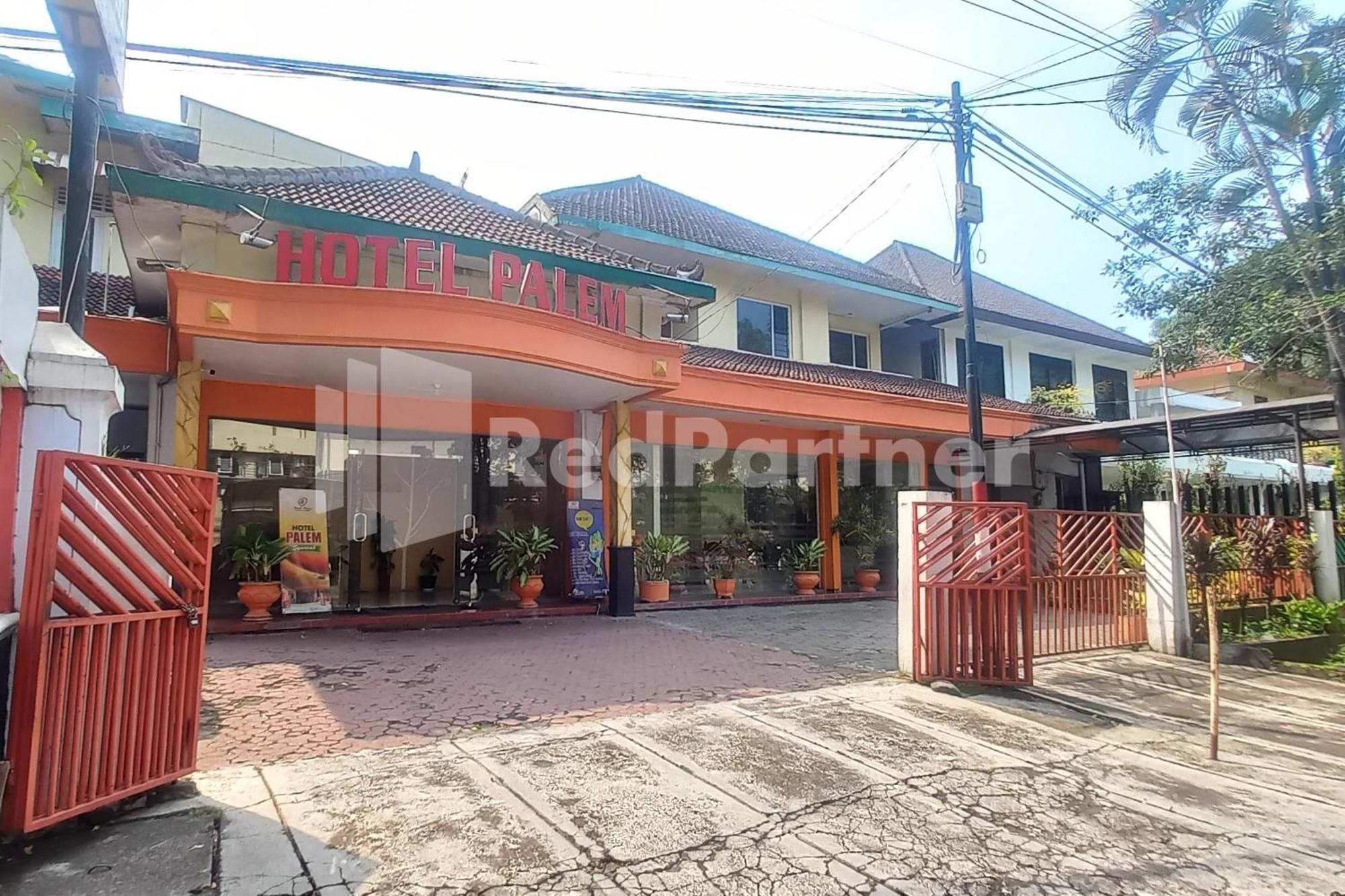 Hotel Palem 2 Syariah Malang Redpartner Eksteriør billede